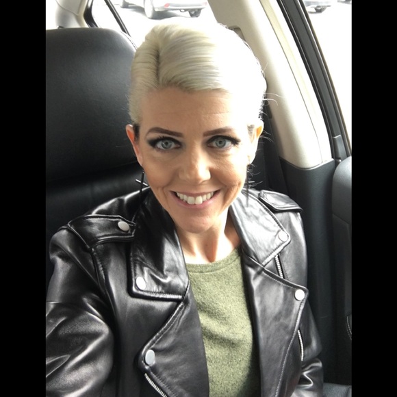 Meet your Posher, Heather - Picture 4 of 16